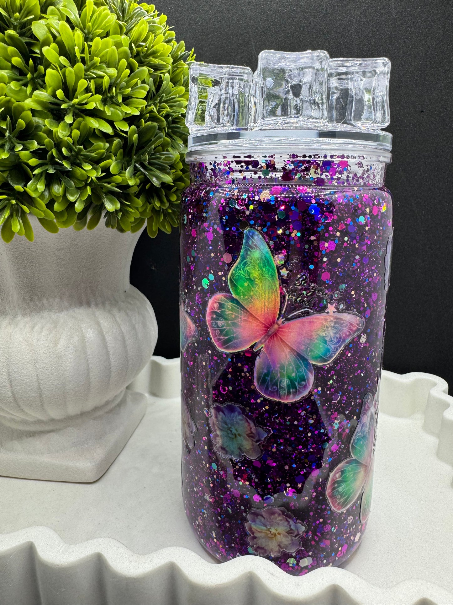 Holographic Butterflies 16oz Tumbler￼